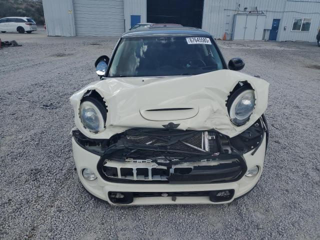 2015 MINI COOPER S WMWXP7C56F2A36945