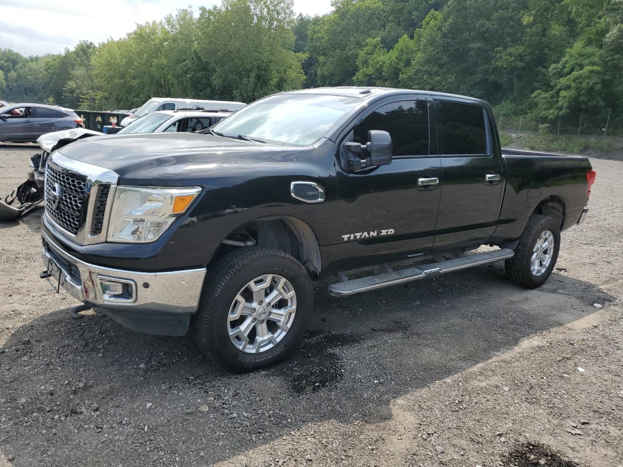 NISSAN TITAN SL
