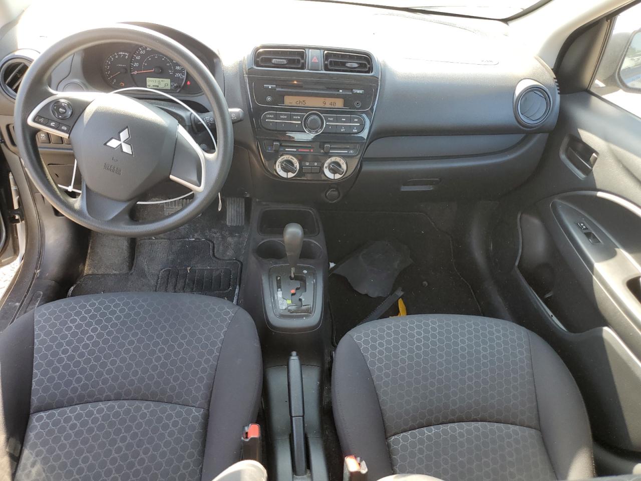 MITSUBISHI MIRAGE DE