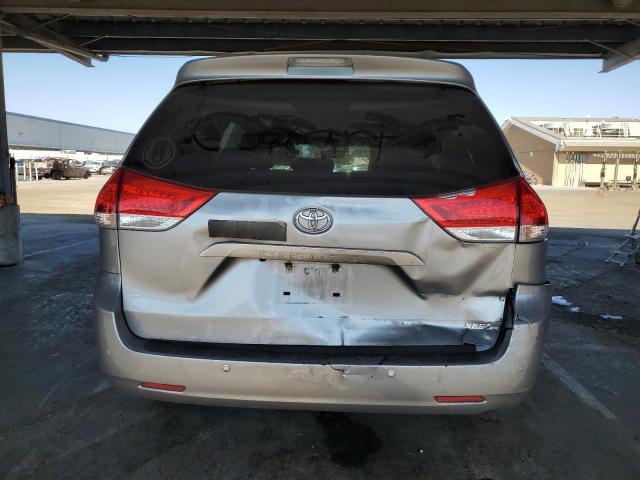 2011 TOYOTA SIENNA XLE - 5TDYK3DCXBS131780