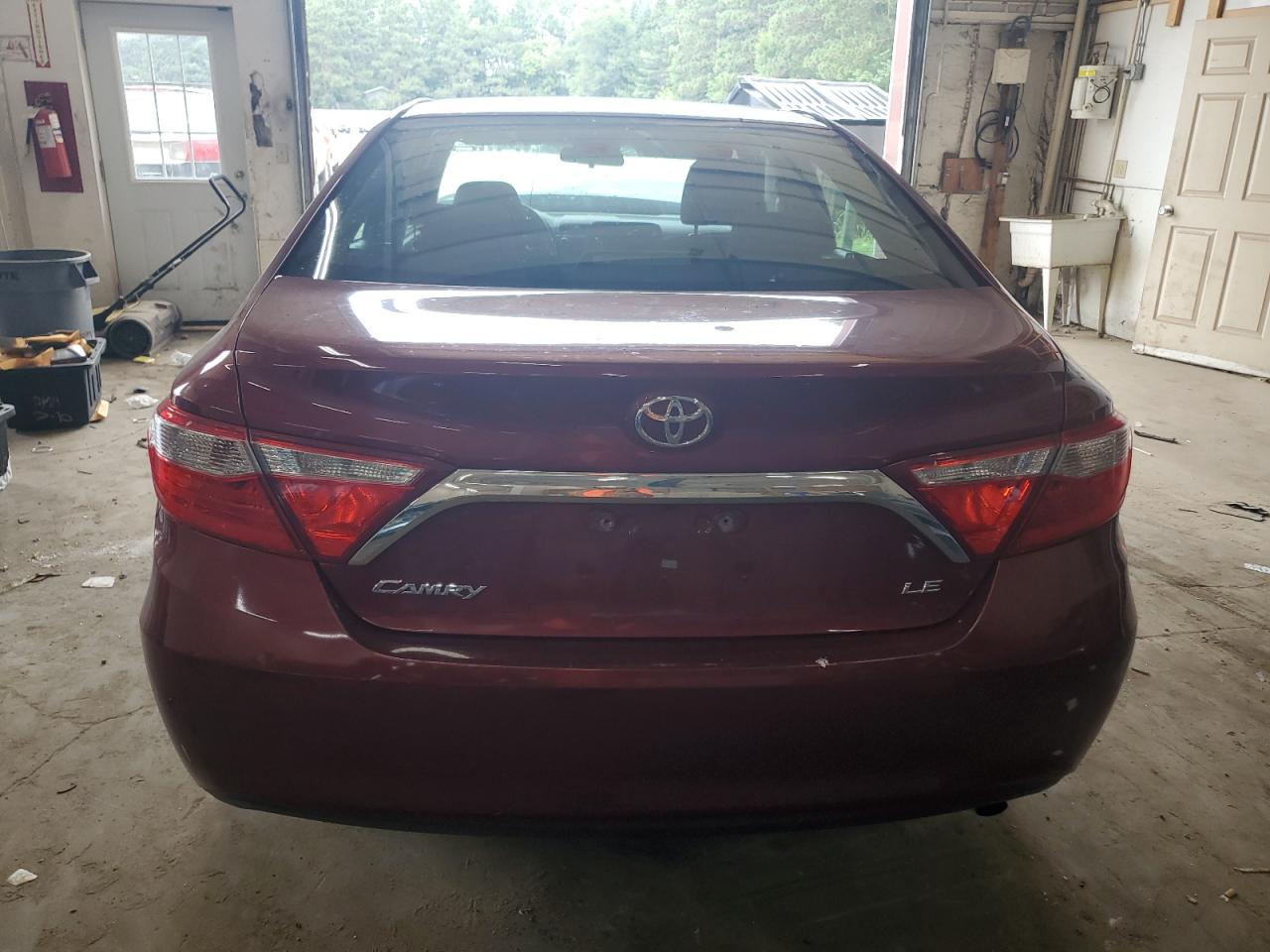 TOYOTA CAMRY LE