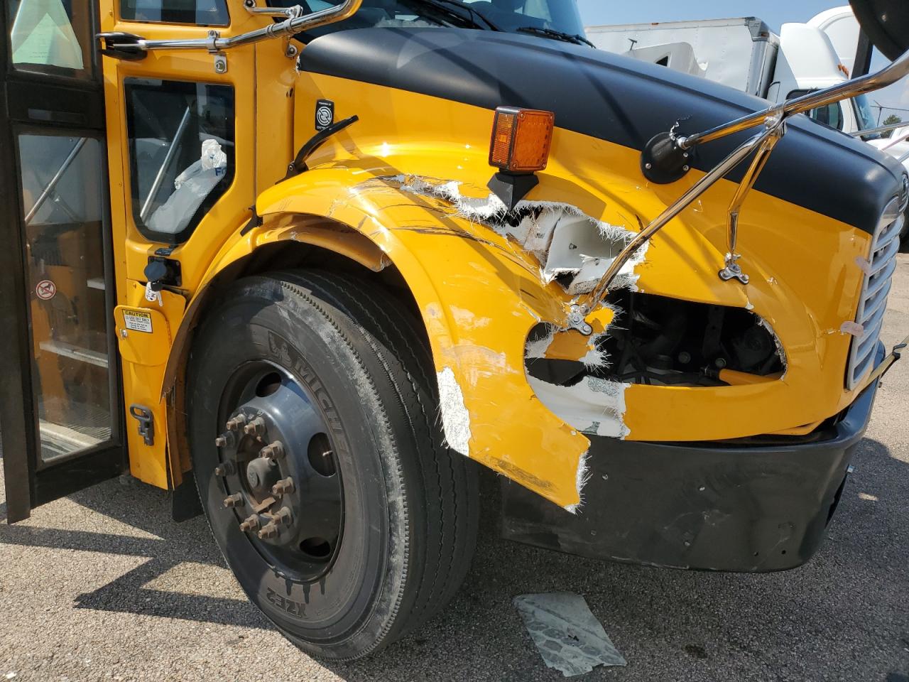 Lot #3286594170 2021 FREIGHTLINER CHASSIS B2