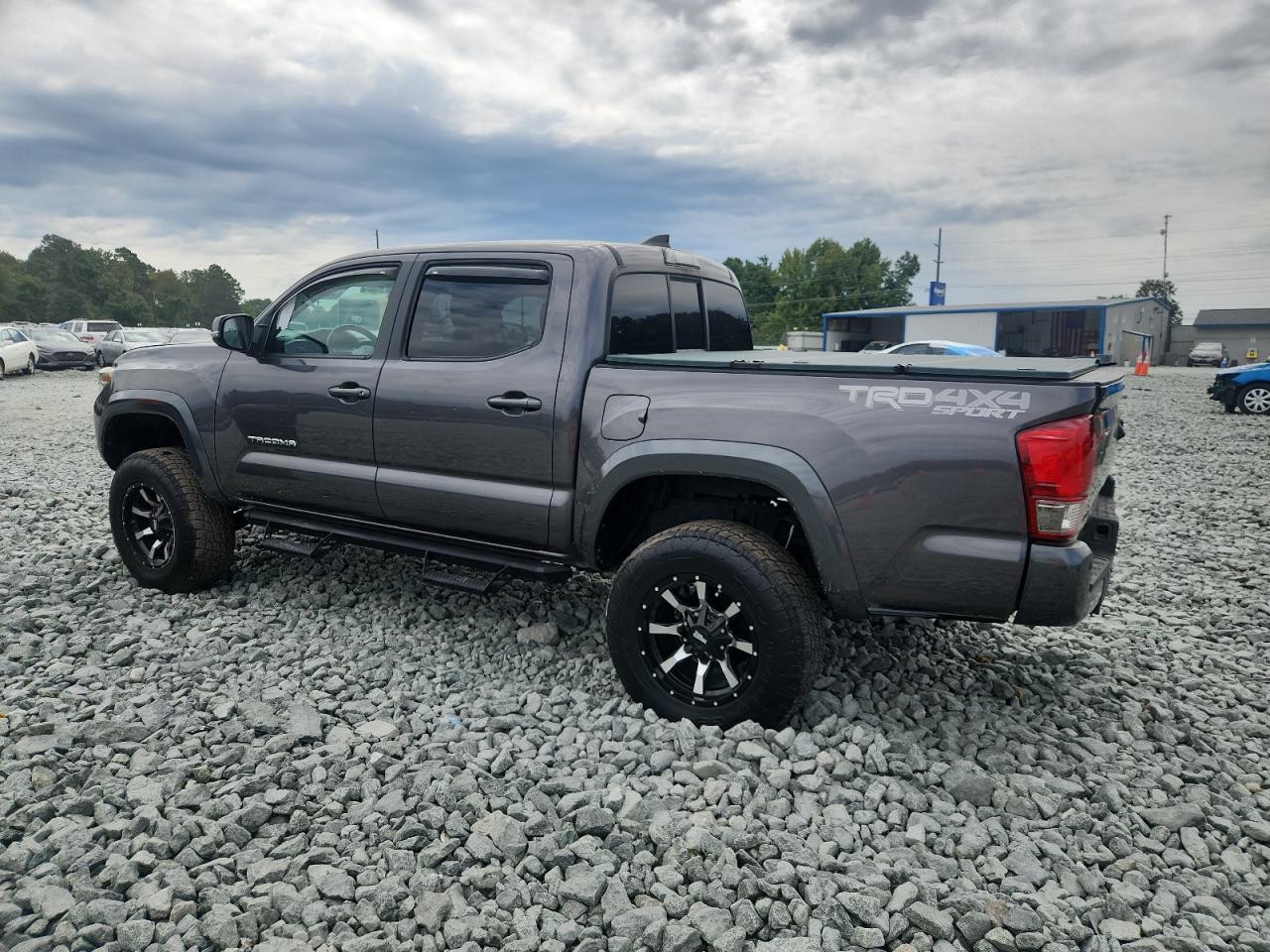 TOYOTA TACOMA DOUBLE CAB