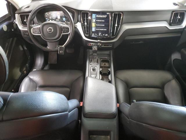 2018 VOLVO XC60 T5 MO YV4102RK1J1027253