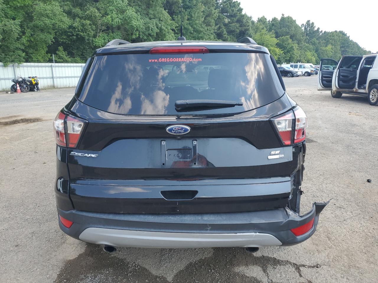 FORD ESCAPE SE