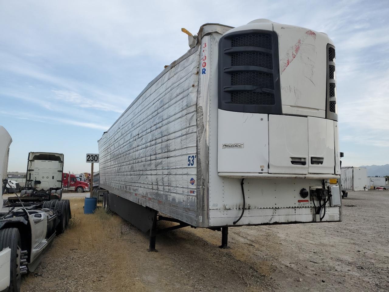 Lot #3270173791 2014 UTILITY VS2RA