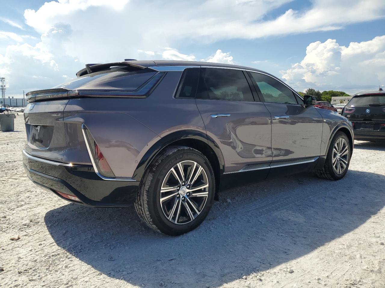 CADILLAC LYRIQ LUXURY