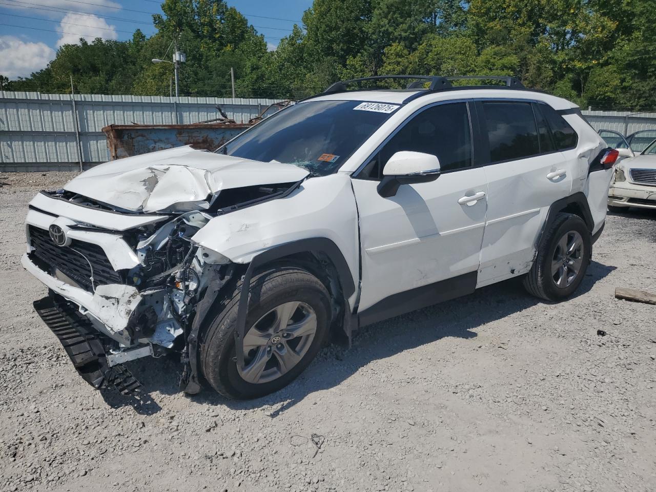 TOYOTA RAV4 XLE
