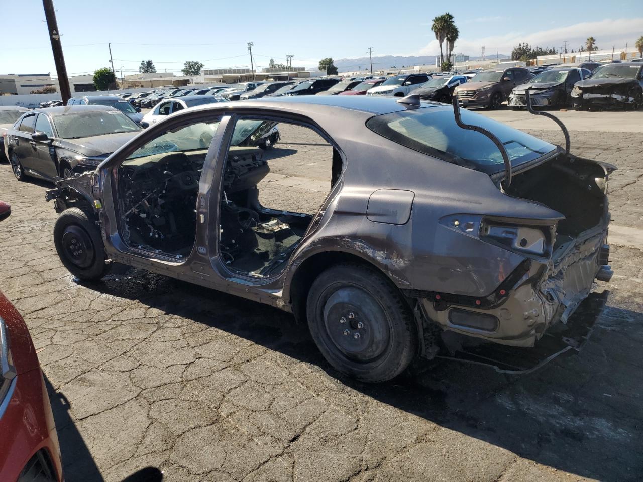 TOYOTA CAMRY SE NIGHT SHADE