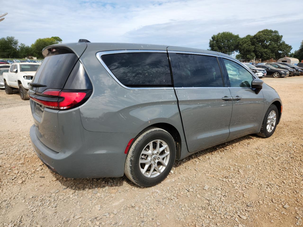 CHRYSLER PACIFICA TOURING L