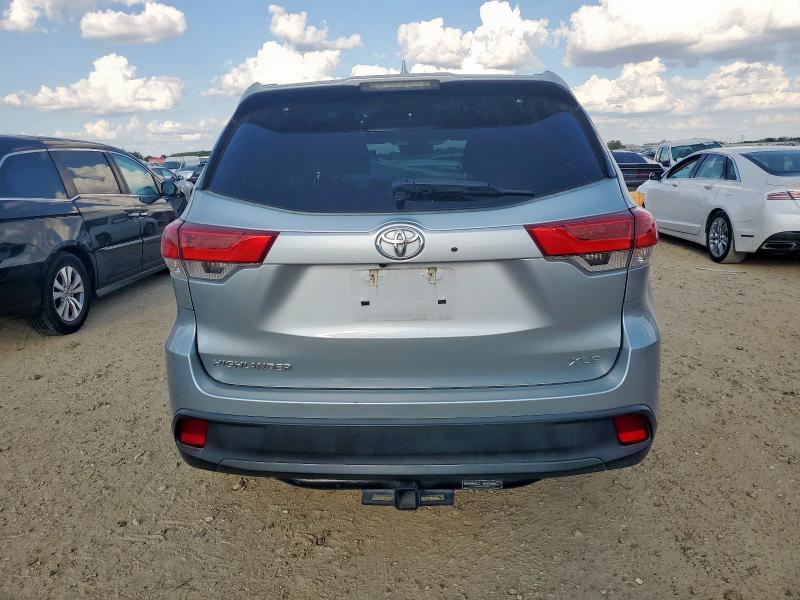 2019 TOYOTA HIGHLANDER 5TDKZRFHXKS569342