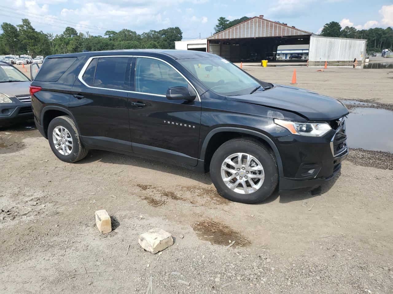 CHEVROLET TRAVERSE LS