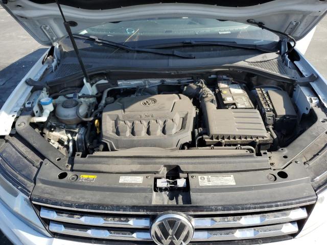 2018 VOLKSWAGEN TIGUAN SE 3VV3B7AXXJM164271