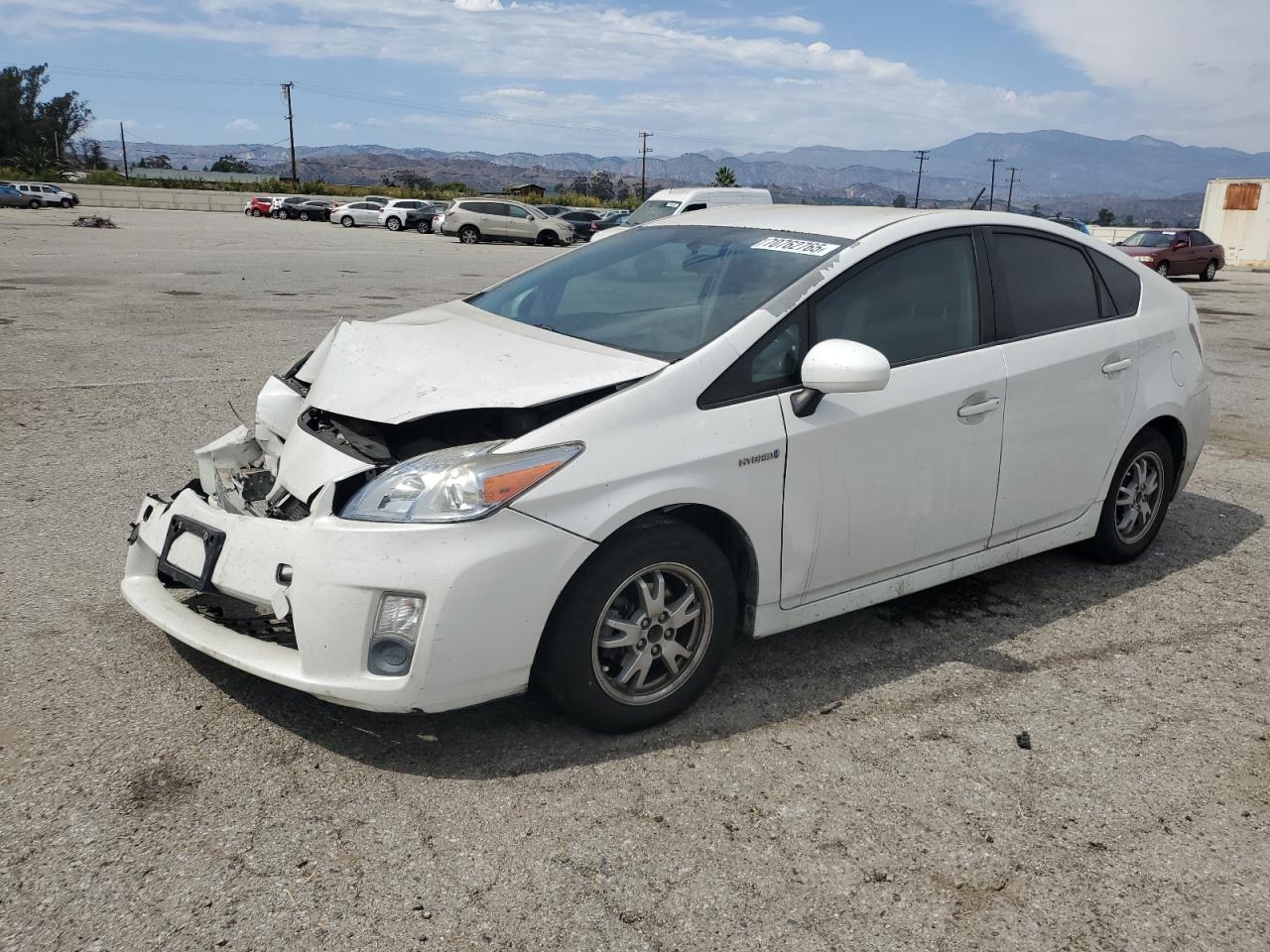 TOYOTA PRIUS