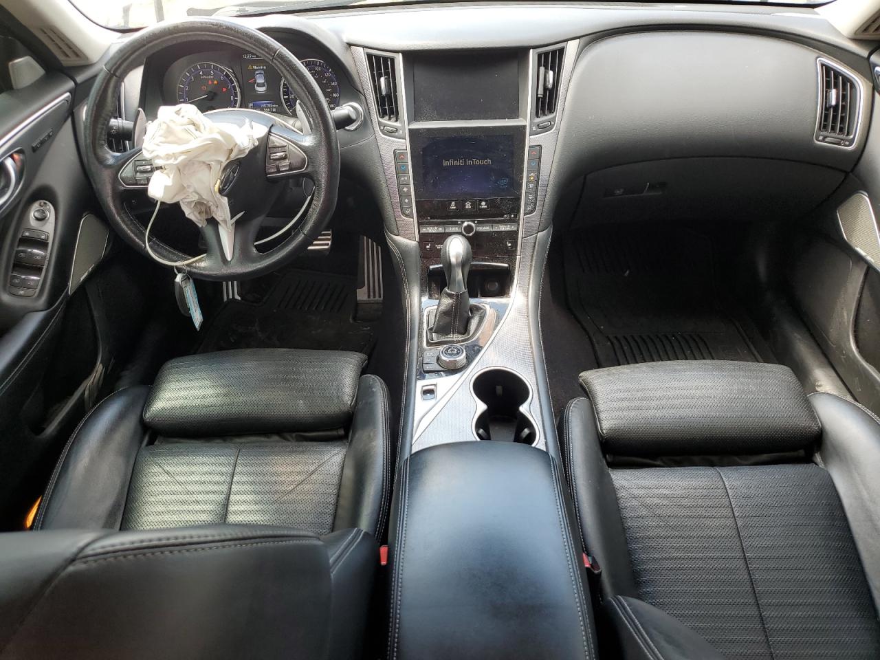 INFINITI Q50 PREMIUM