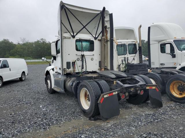 PETERBILT TRACTOR 579 2018 white  diesel 1XPBA48X6JD477359 photo #4