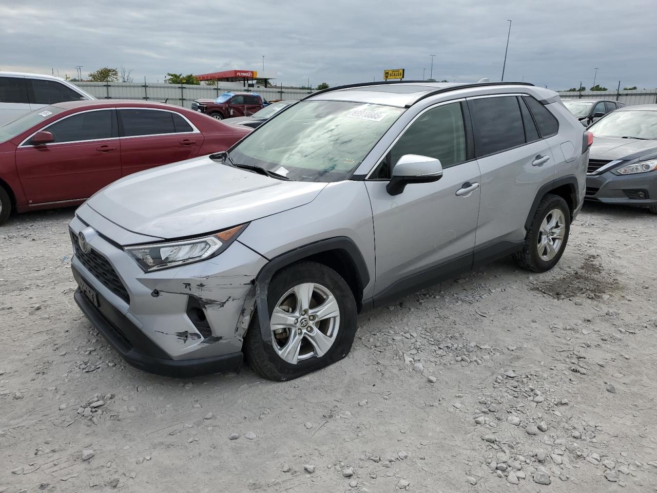 TOYOTA RAV4 XLE