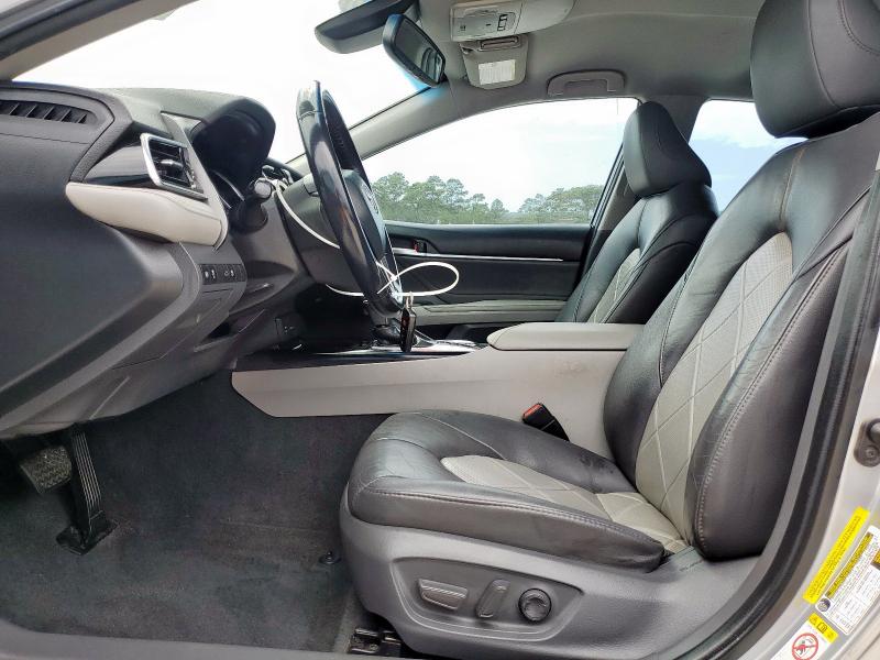 2018 TOYOTA CAMRY - 4T1B11HK5JU096540