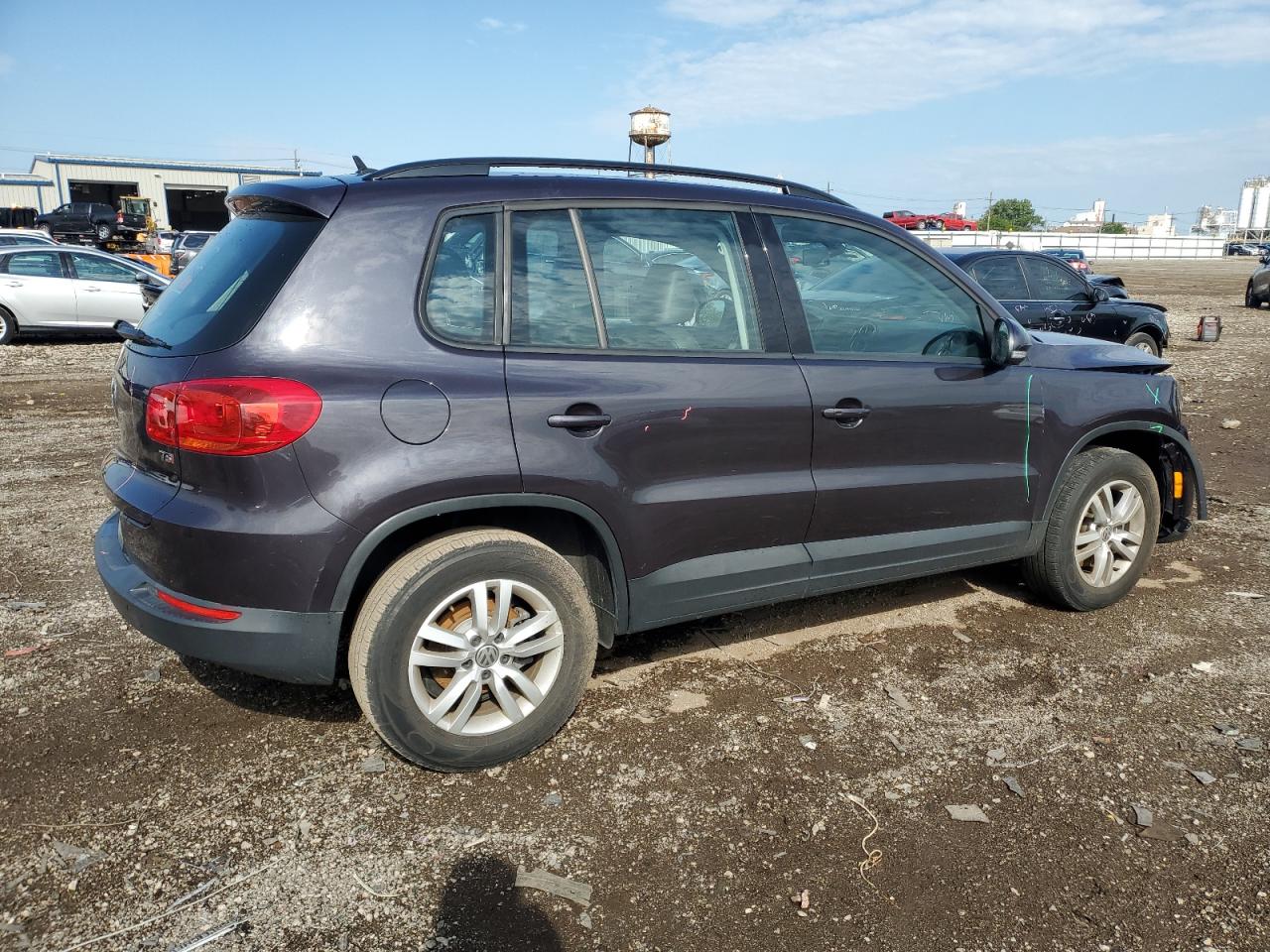VOLKSWAGEN TIGUAN S