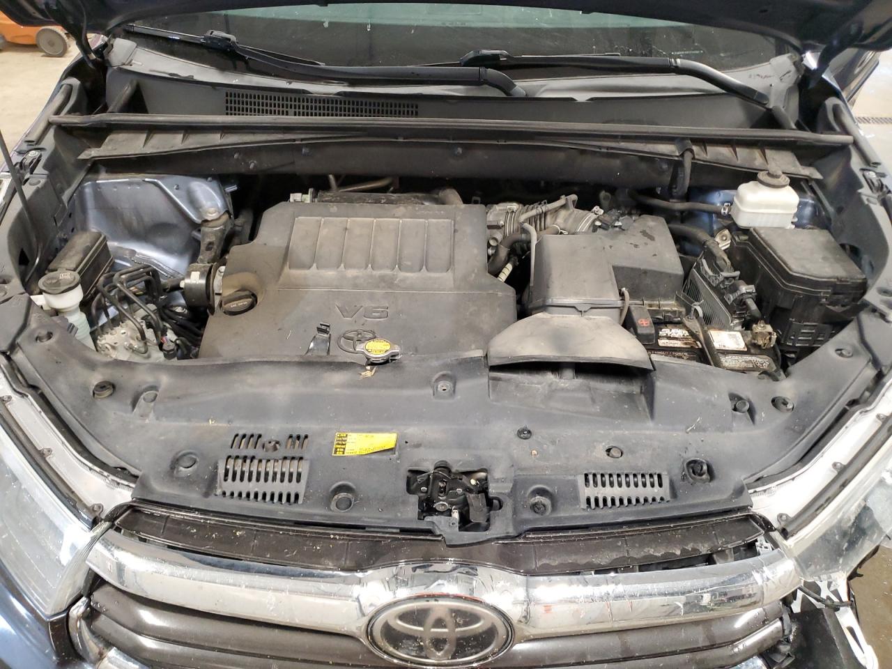 TOYOTA HIGHLANDER LIMITED