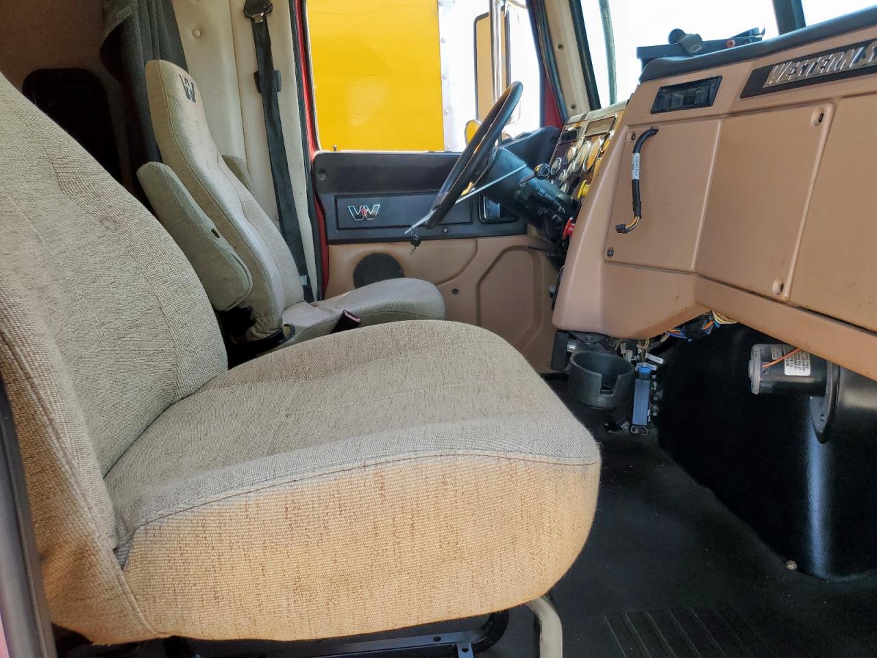 Lot #3215932784 2015 WESTENSTAR UNKNOWN