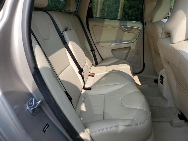 2016 VOLVO XC60 T5 PR YV4612RK9G2799375