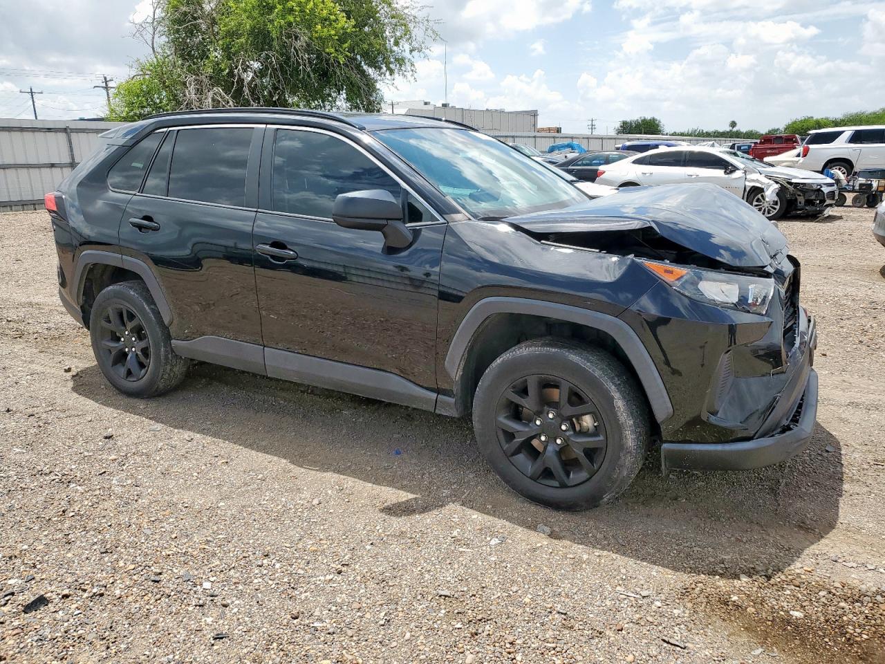 TOYOTA RAV4 LE