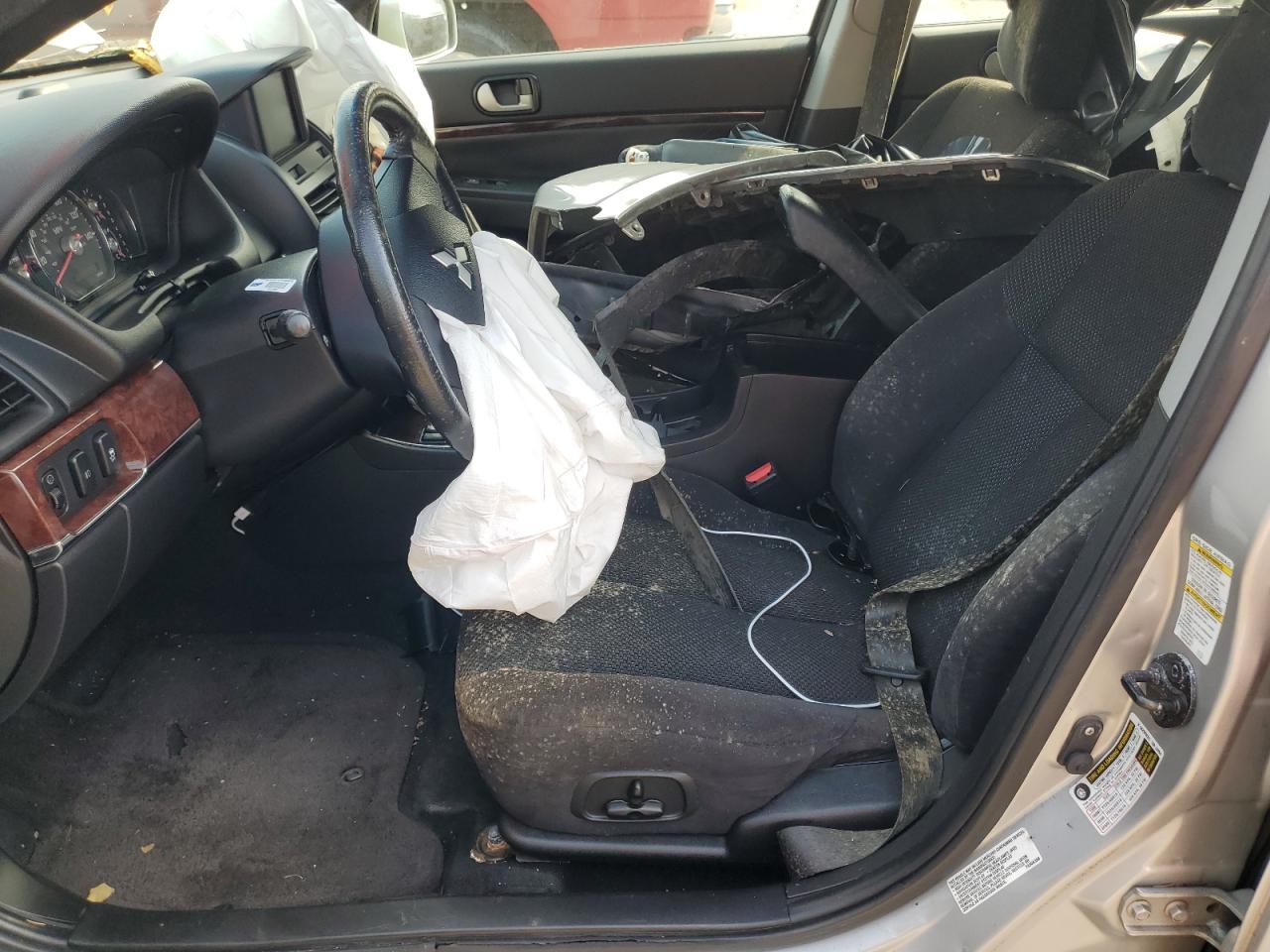 MITSUBISHI GALANT ES