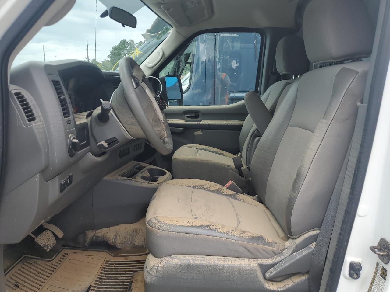 NISSAN NV1500 1500 S