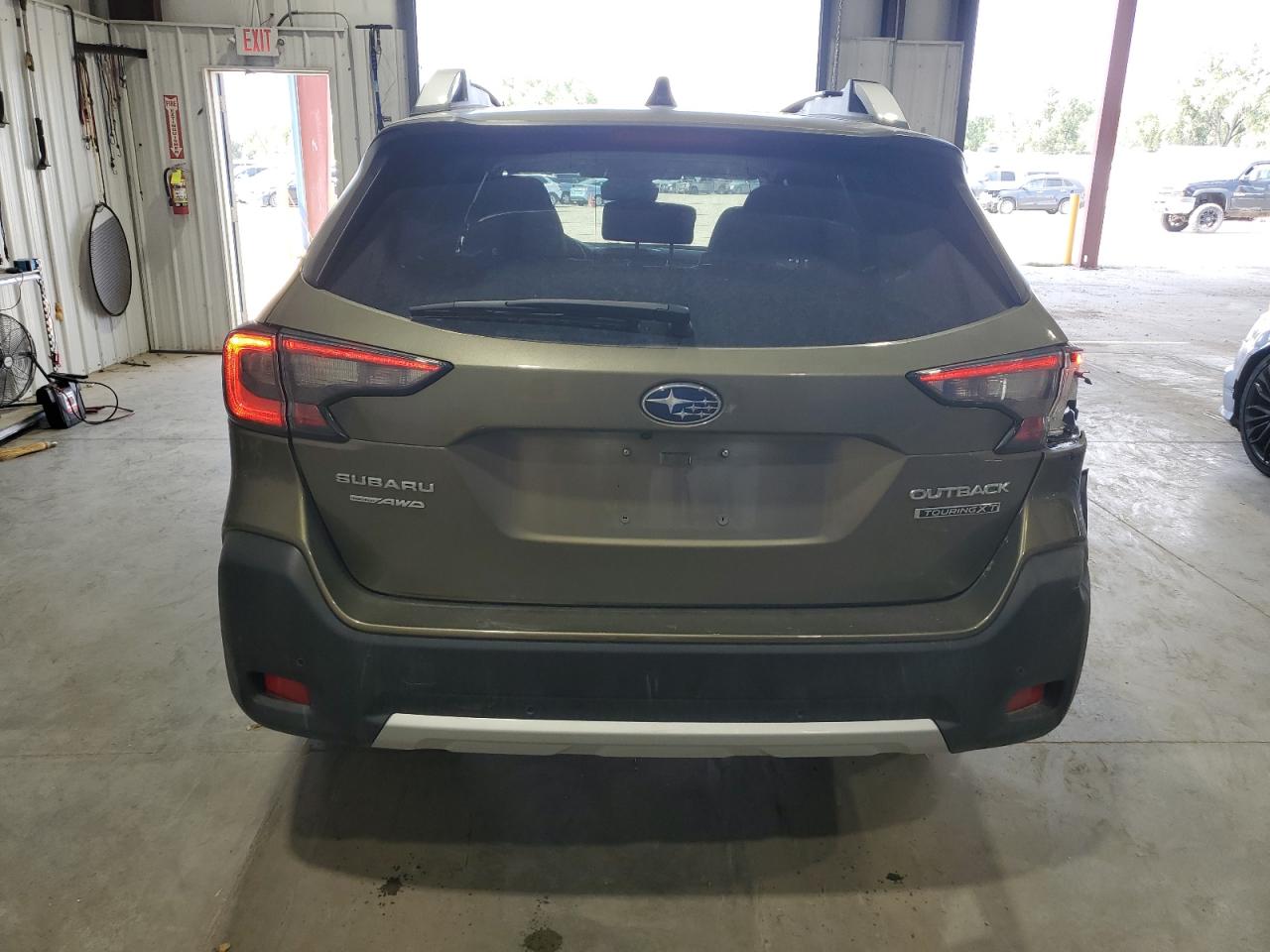 SUBARU OUTBACK TOURING