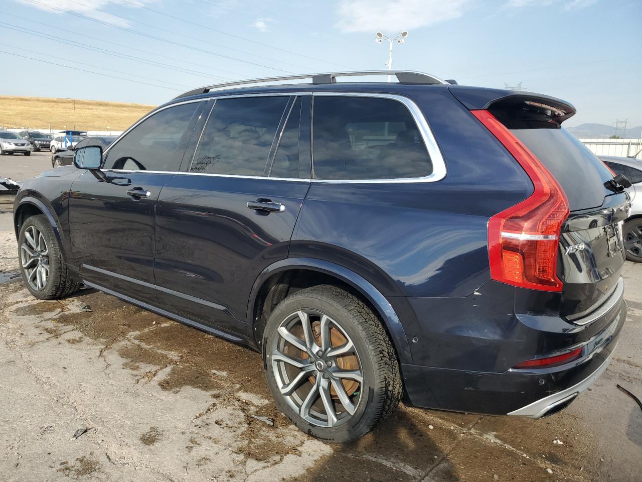 VOLVO XC90 T6