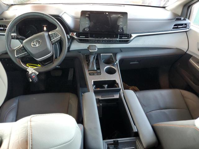 2022 TOYOTA SIENNA XSE 5TDXRKEC5NS105687