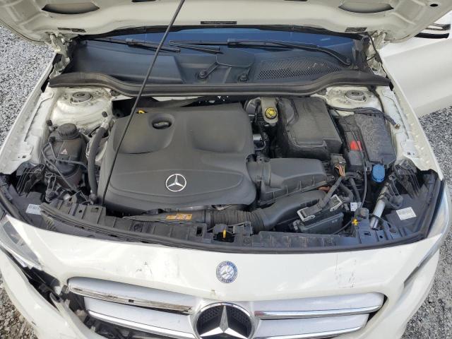 2017 MERCEDES-BENZ GLA 250 - WDCTG4EB0HJ327587