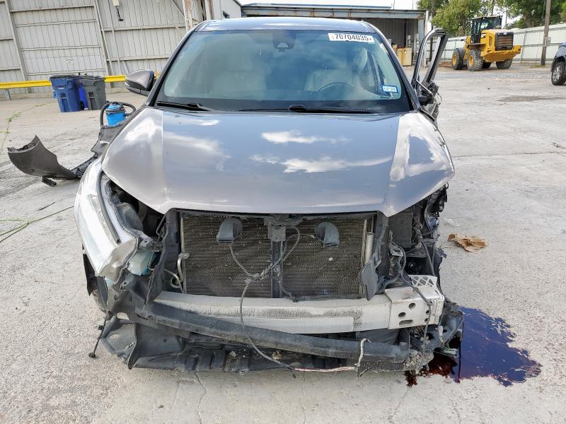 2018 TOYOTA HIGHLANDER LE 5TDZZRFH0JS284940