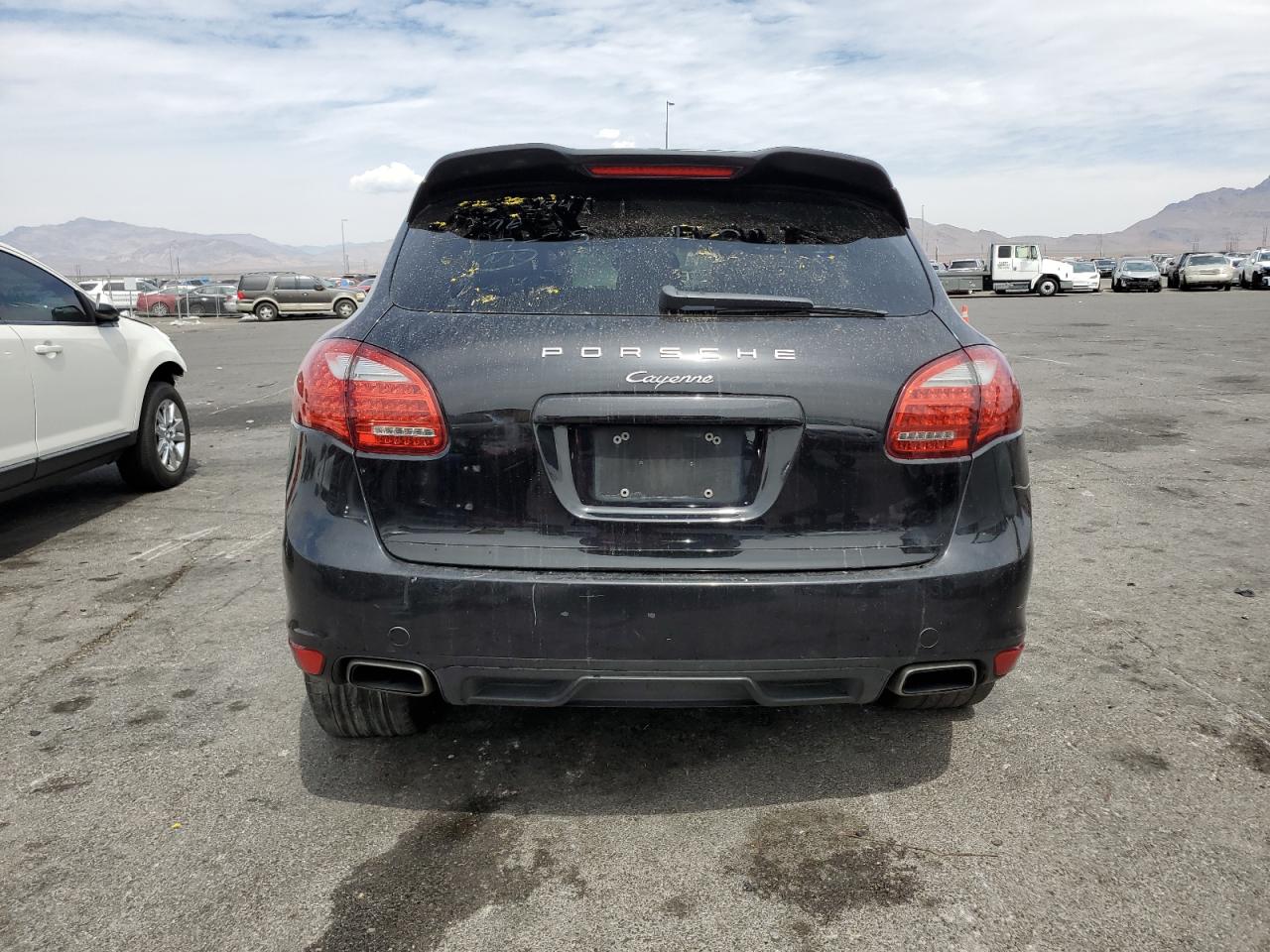 PORSCHE CAYENNE
