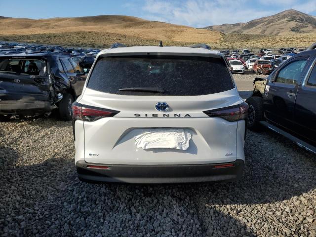2025 TOYOTA SIENNA XLE 5TDYRKEC0SS270580