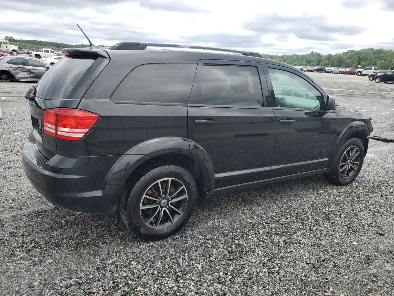 DODGE JOURNEY SE