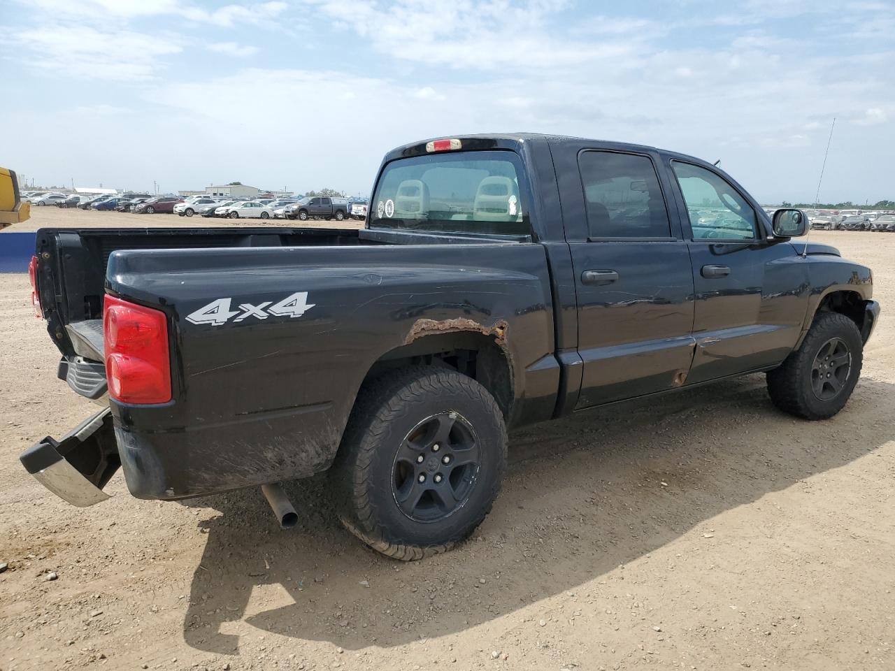 Lot #3276401657 2005 DODGE DAKOTA QUA