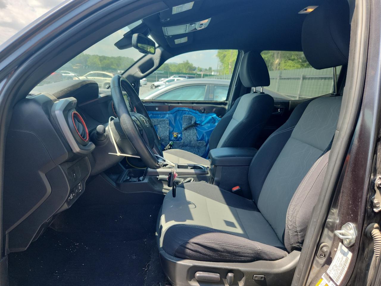 TOYOTA TACOMA DOUBLE CAB