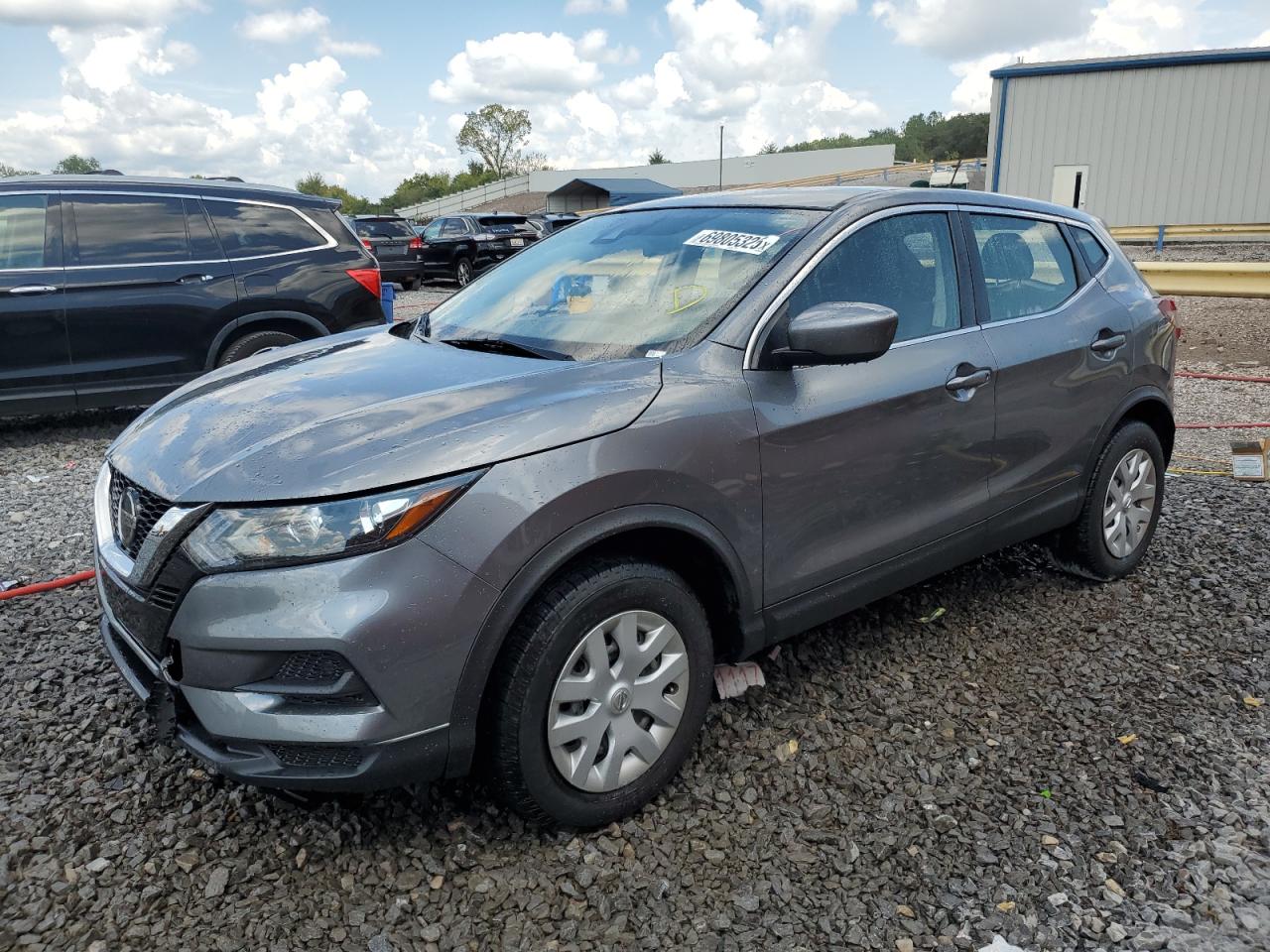 NISSAN ROGUE SPORT S
