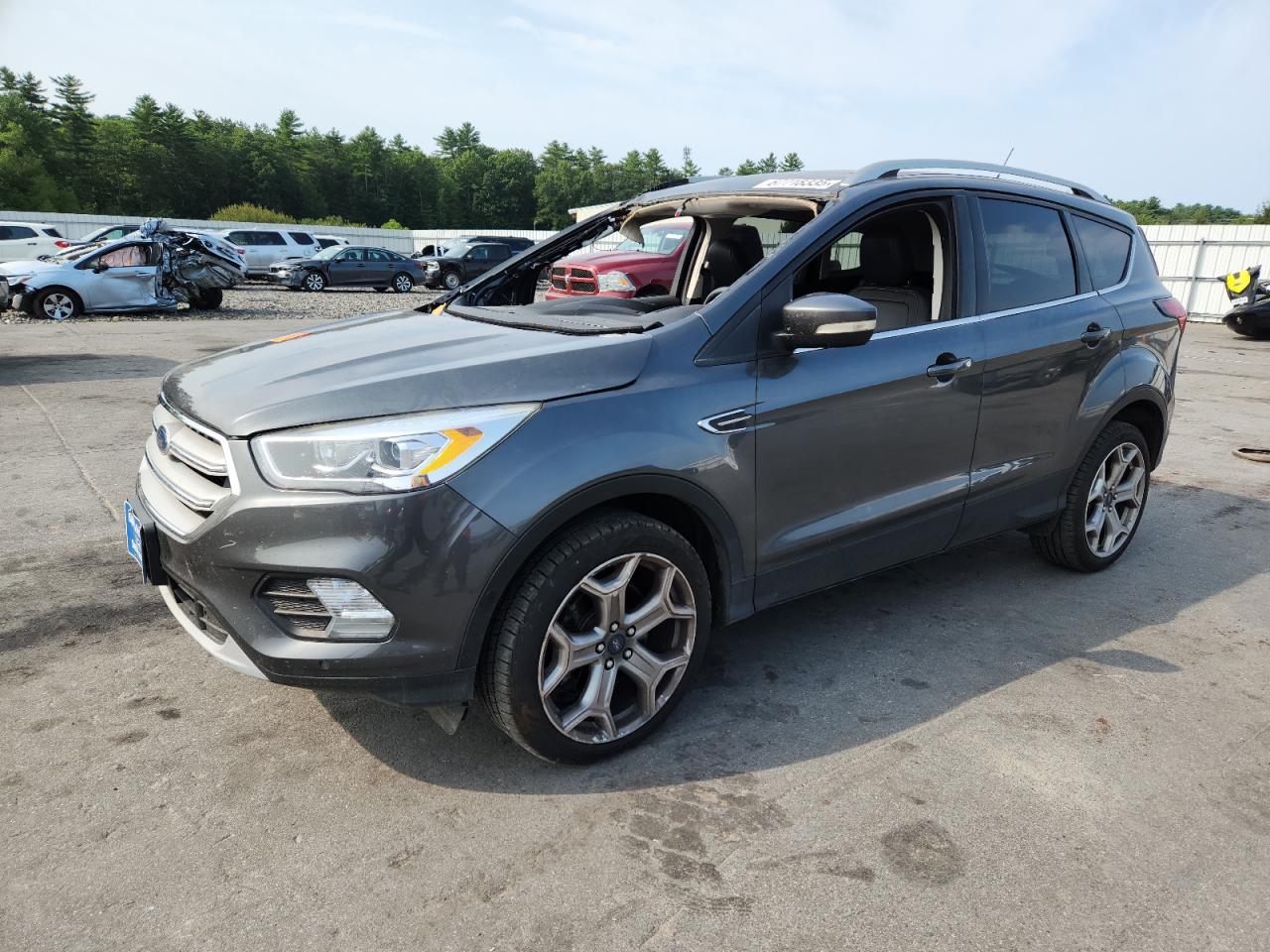 FORD ESCAPE TITANIUM