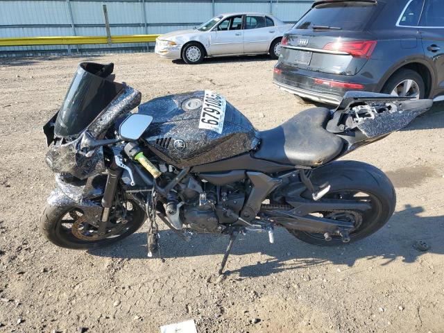 2022 YAMAHA YZFR3 JYARM38E6NA001129