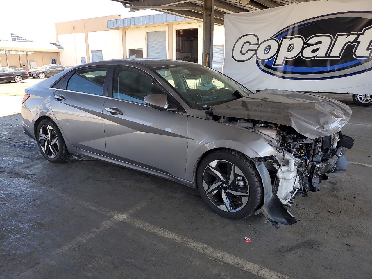 HYUNDAI ELANTRA LIMITED