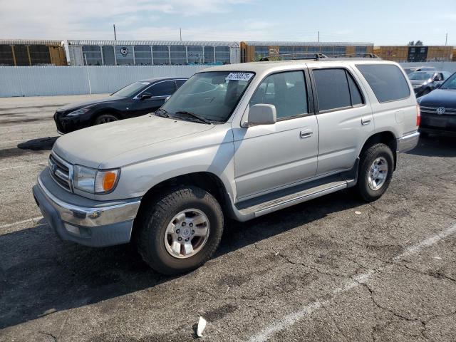TOYOTA 4RUNNER SR