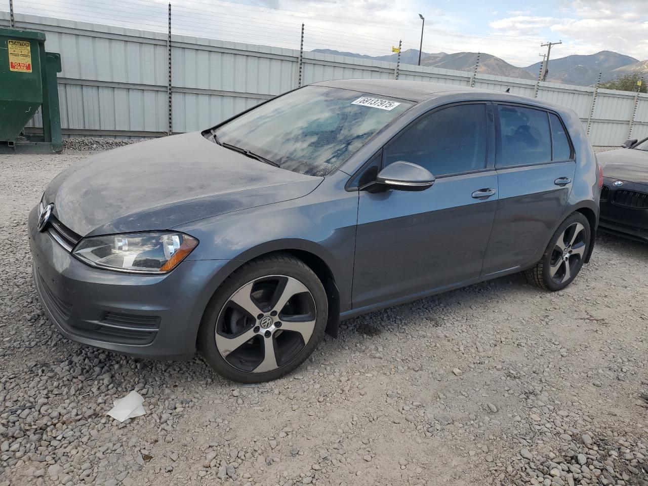 VOLKSWAGEN GOLF S