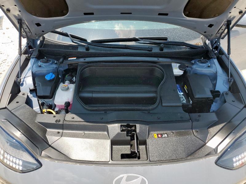 2023 HYUNDAI IONIQ 6 SE KMHM34AA7PA040213