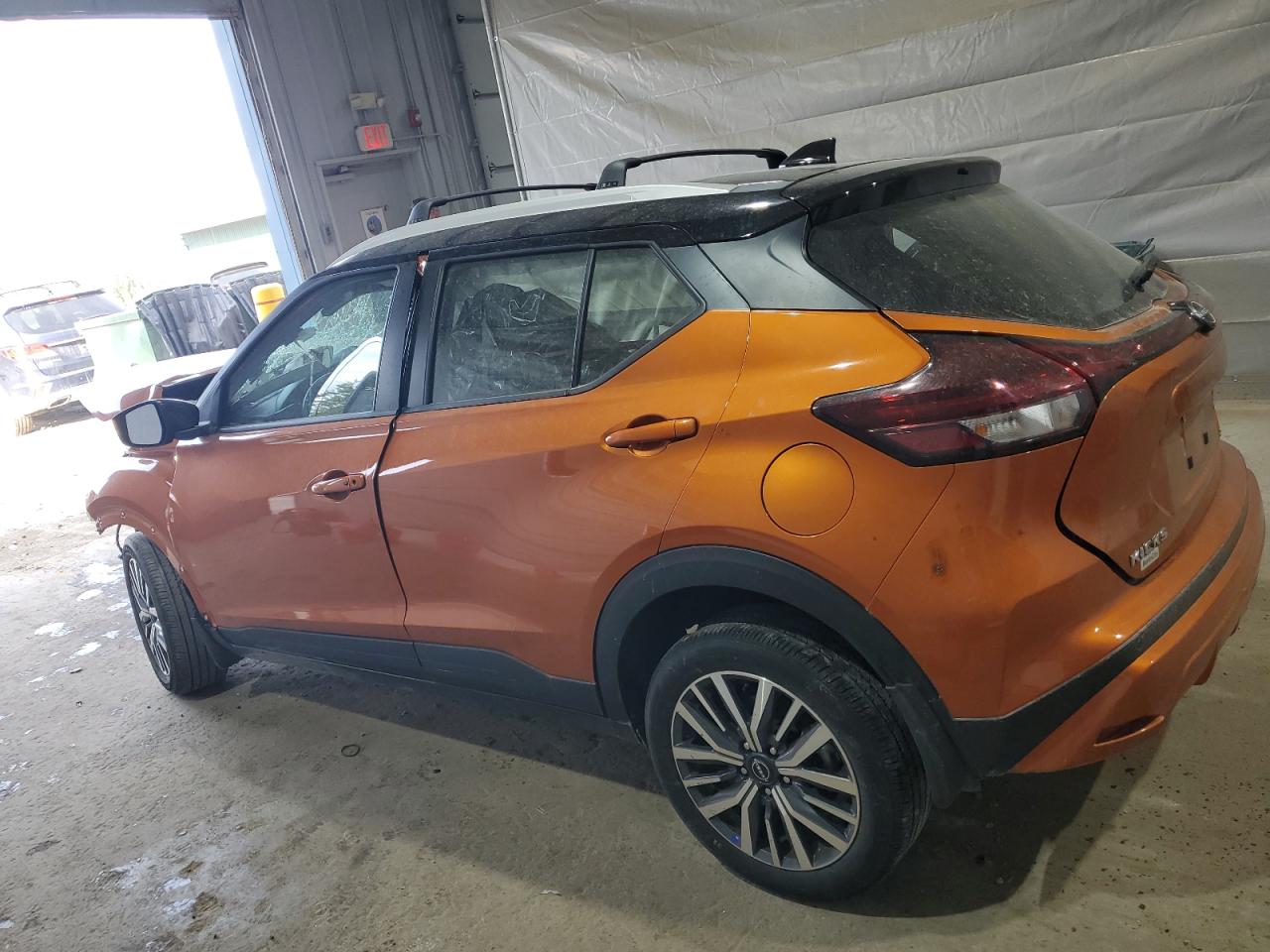 NISSAN KICKS SV