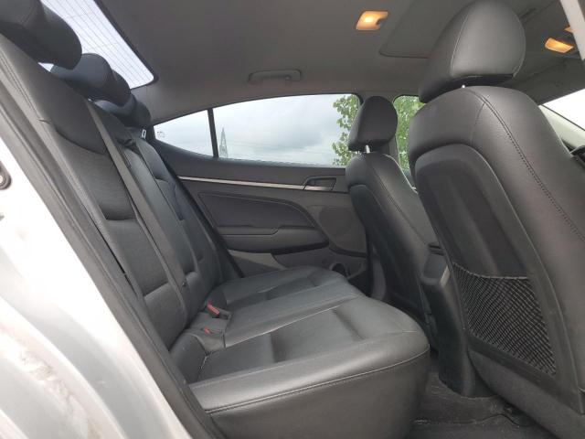 2018 HYUNDAI ELANTRA SE KMHD84LF5JU483797