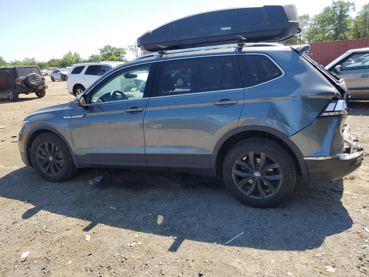 VOLKSWAGEN TIGUAN SE