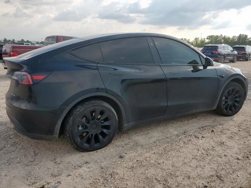 2024 TESLA MODEL Y 7SAYGDEE2RA237324